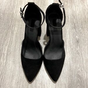 Forever21 Black Suede Pump Heels Women Size 5.5